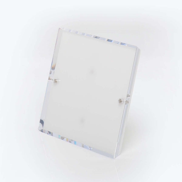 Square-shaped transparent lid with clear hinge and decorative detailing.