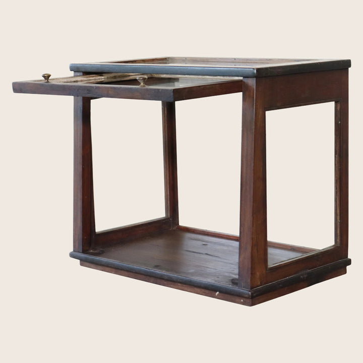 Vintage Wood Showcase