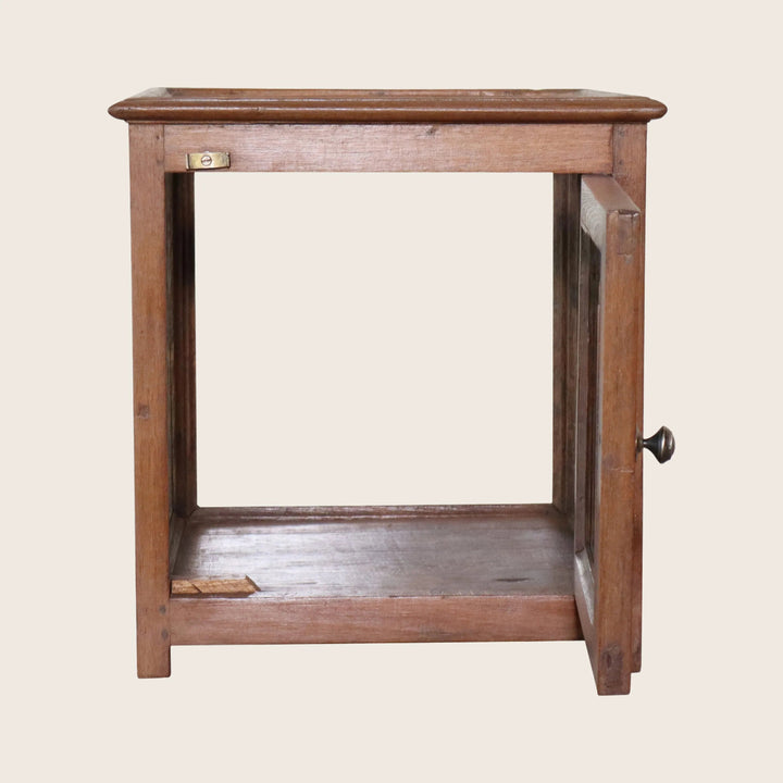 Vintage Wood Showcase