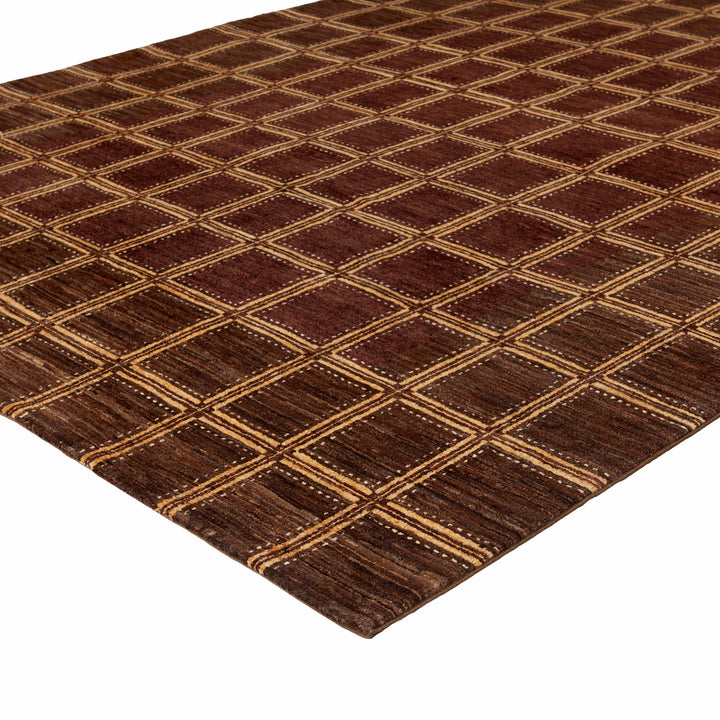 Brown Traditional Wool Rug - 7'10" x 9'3" Default Title