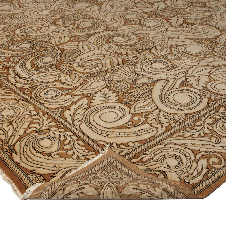 Beige Traditional Wool Rug - 13'9" x 17'