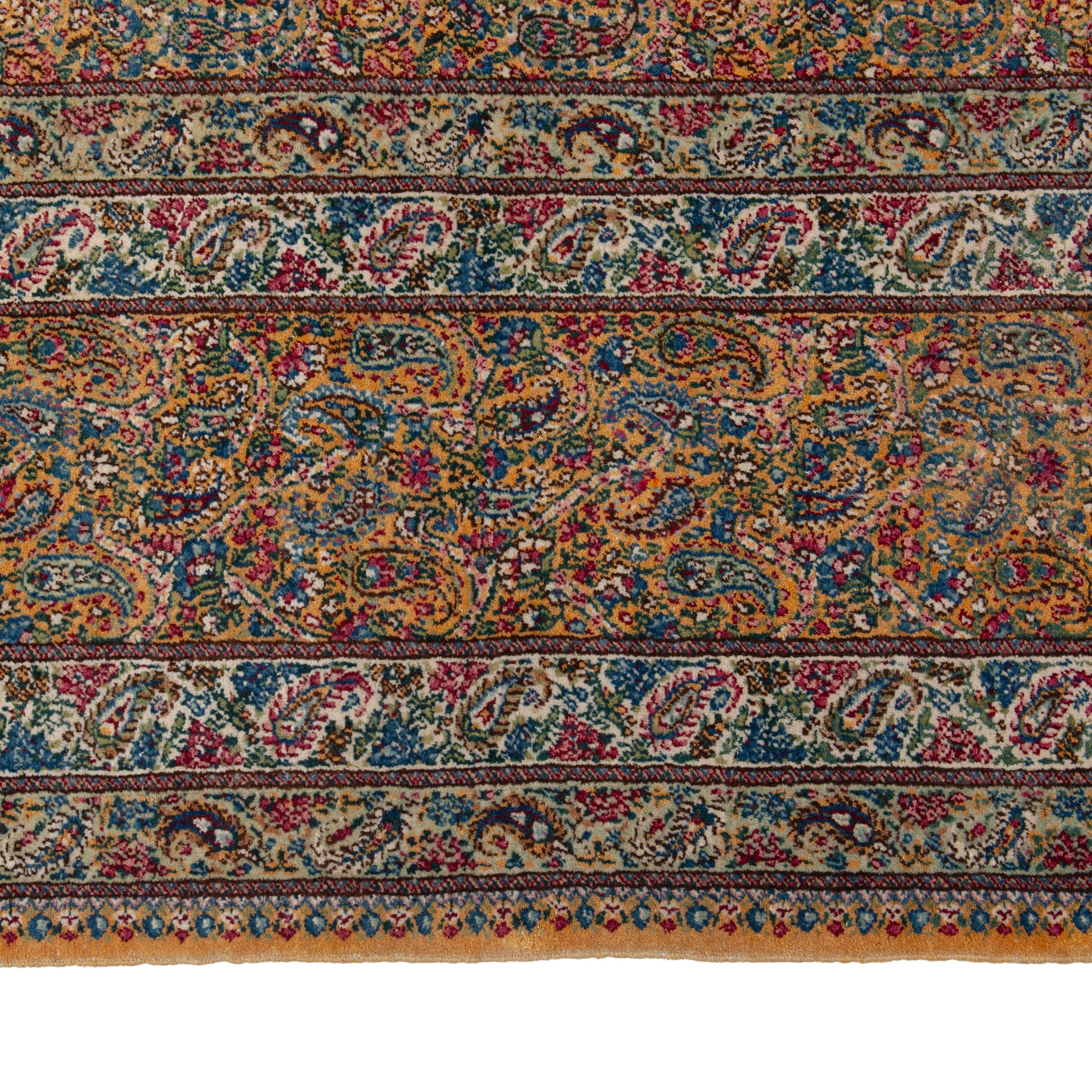 Gold Vintage Traditional Wool Rug - 11' x 17'