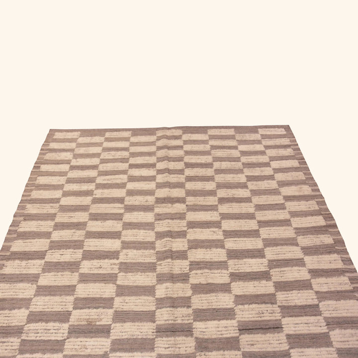 Natural Zameen Contemporary Wool Rug - 6'6" x 9'6"
