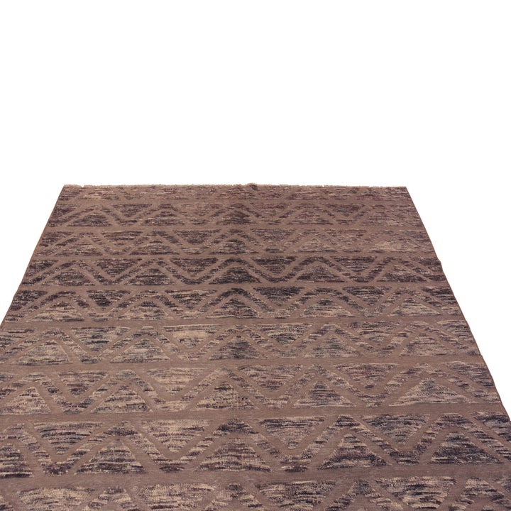 Brown Zameen Contemporary Wool Rug - 6'7" x 9'4"