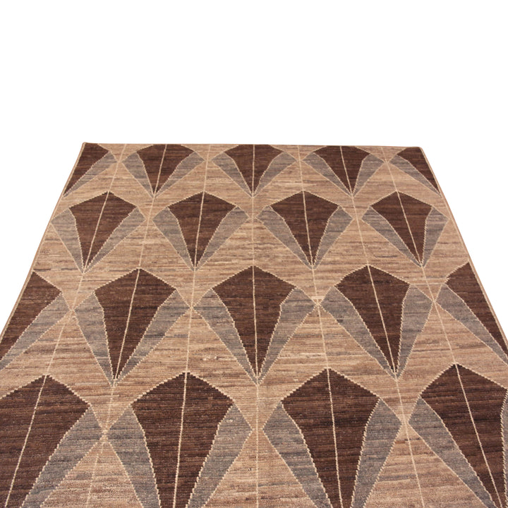 Brown Zameen Contemporary Wool Rug - 6'7" x 9'