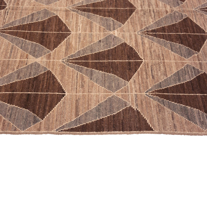 Brown Zameen Contemporary Wool Rug - 6'7" x 9'