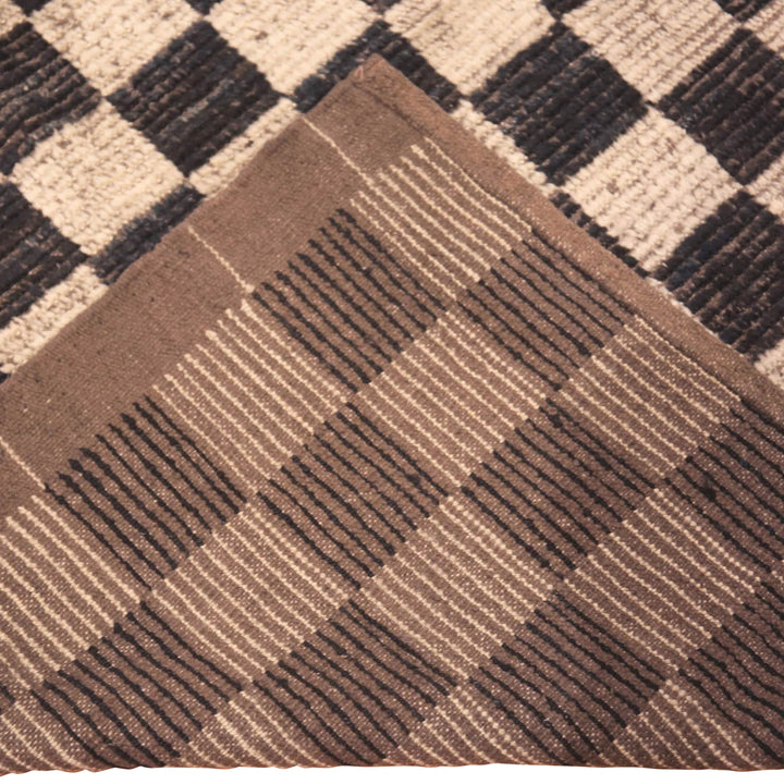 Brown Contemporary Wool Rug - 7'1" x 10'4"