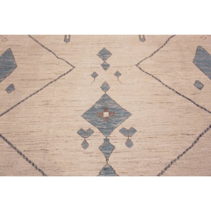 Ivory Zameen Traditional Wool Rug - 8'5" x 9'8"