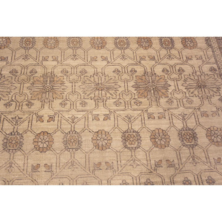 Beige Zameen Traditional Wool Rug - 8' x 9'9"