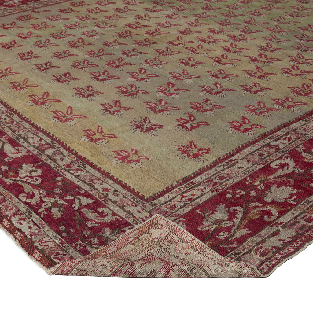 Traditional Wool Rug - 12'7" x 15'3"