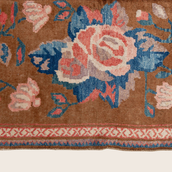 Vintage Traditional Wool Rug - 8' x 11'9"