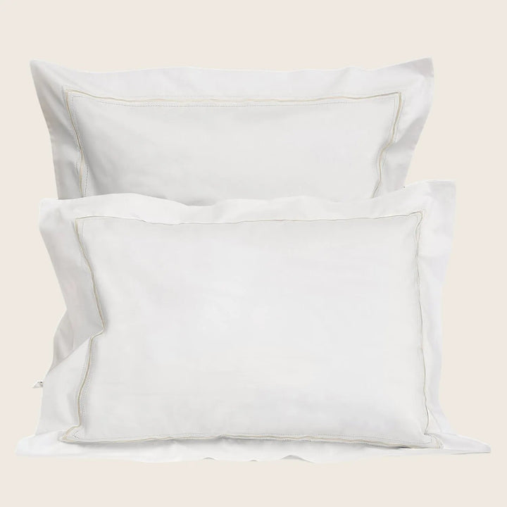 Gramercy Duvet & Shams, White/Ivory Pillow Sham / Standard