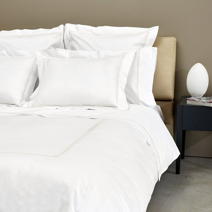 Gramercy Duvet & Shams, White/Ivory Pillow Sham / Standard