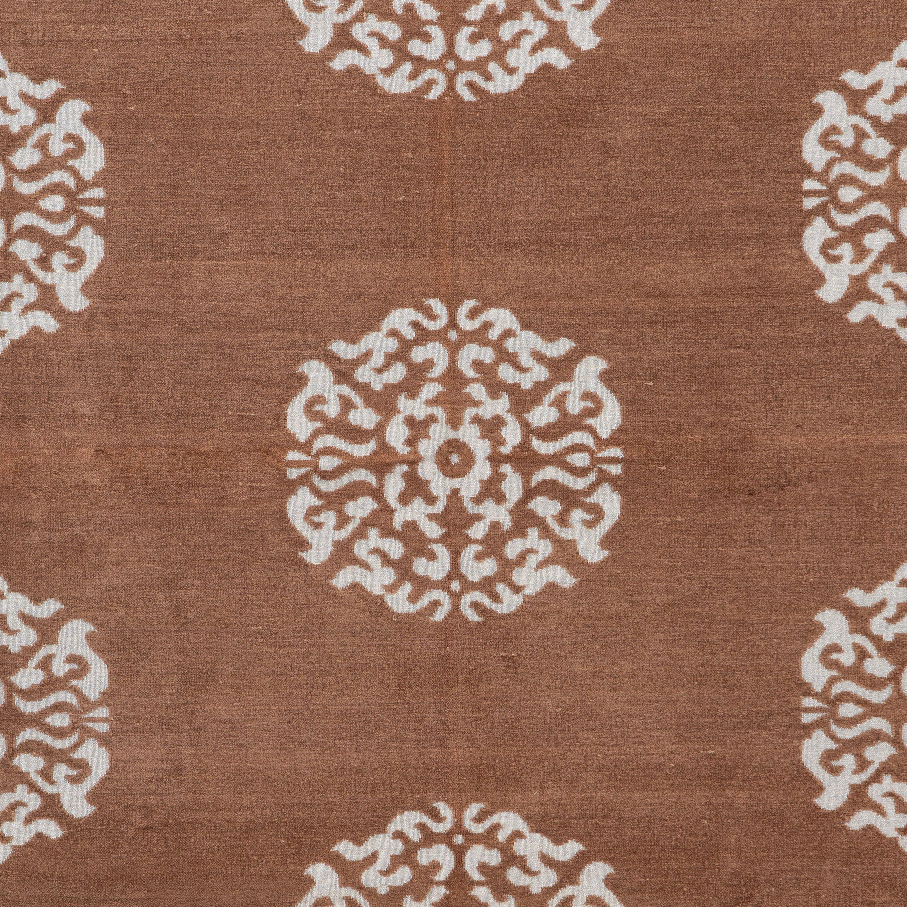 Light Brown Medallion Flatweave Chenille Rug - 3'6" x 5'6"