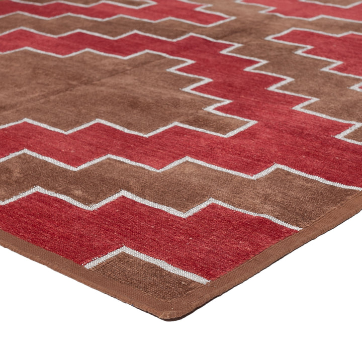 Brown and Red Flatweave Chenille Rug - 3'6" x 5'6"