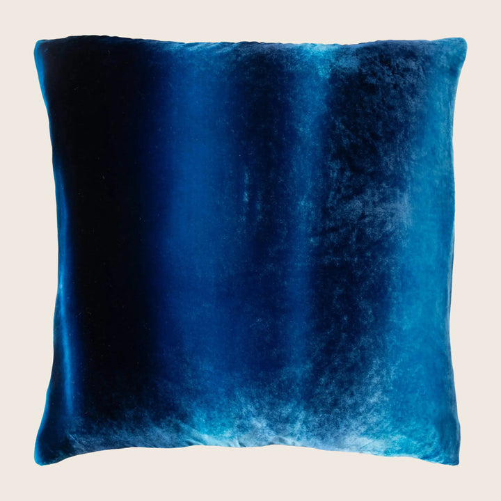 Gravity Pillow Midnight