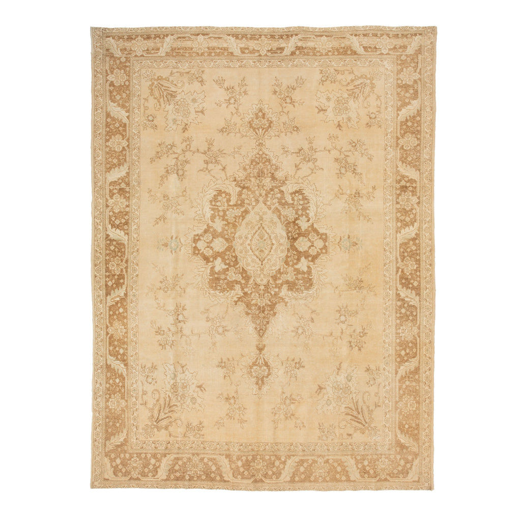 Traditional Wool Rug - 09'07" x 13'