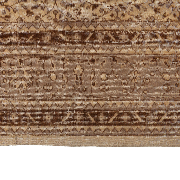 Beige Traditional Wool Rug - 10'2" x 13'9" Default Title