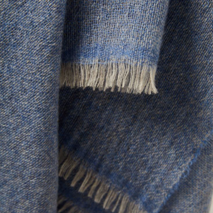 Esra Throw 57"X78" / Sky