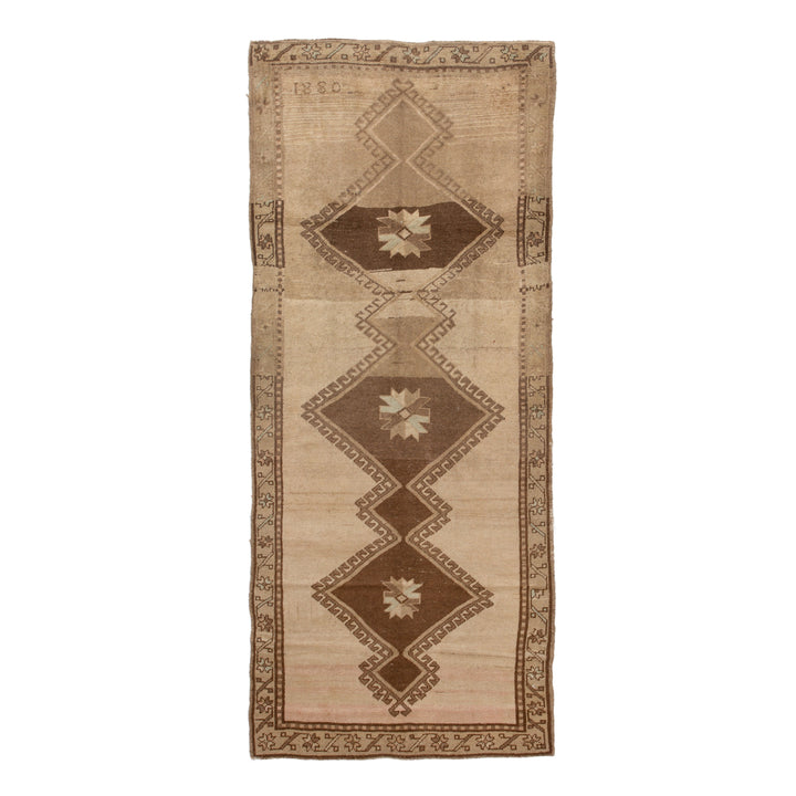 Brown Traditional Wool Runner - 3'11" x 9'6"