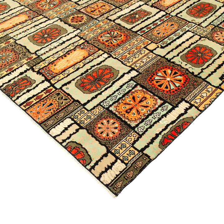 Traditional Wool Rug - 09'02" x 12'06"2