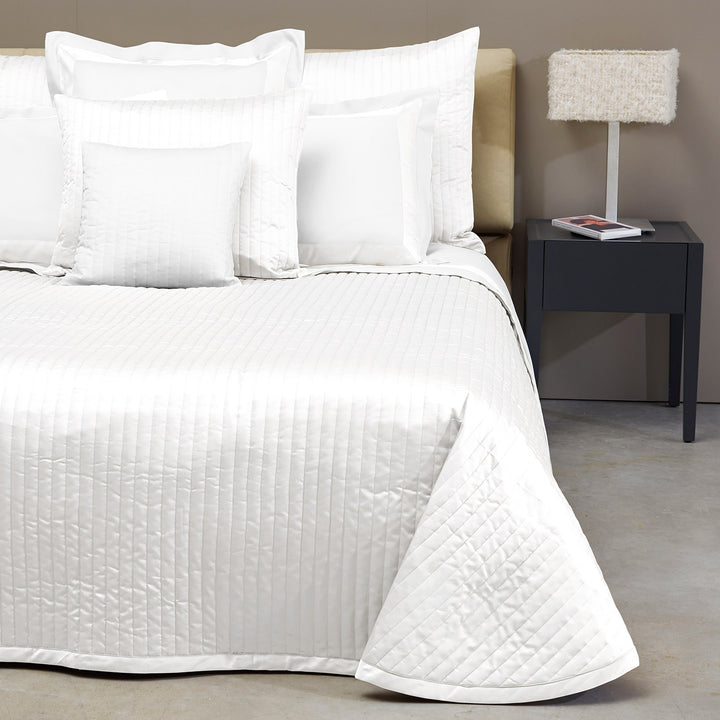 Siena Quilted Coverlet & Shams Pillow Shams / Standard / White