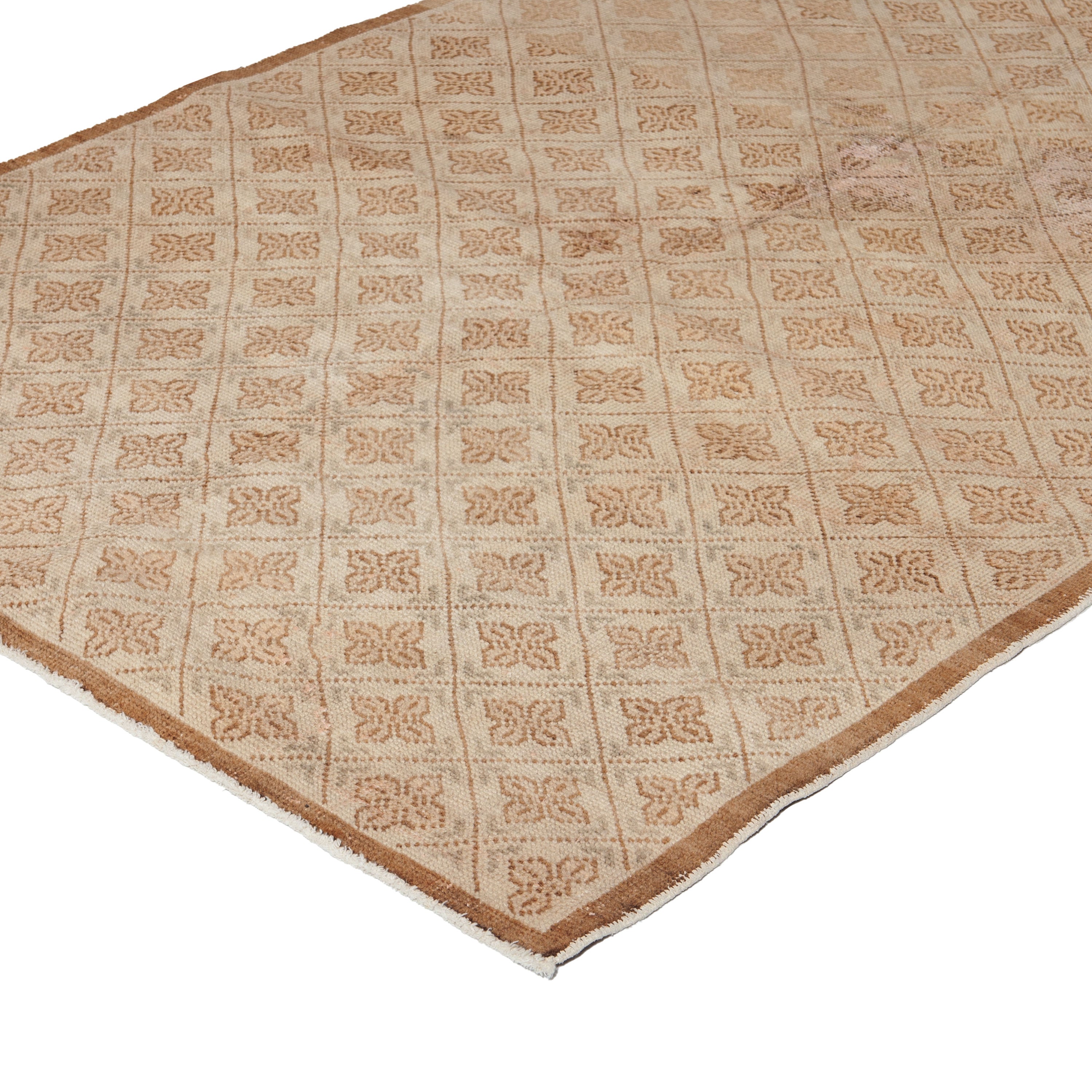 Beige Vintage Traditional Wool Rug - 4'7" x 8'6" Default Title