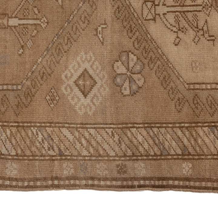 Brown Vintage Traditional Anatolian Wool Rug - 5'3" x 10'11"