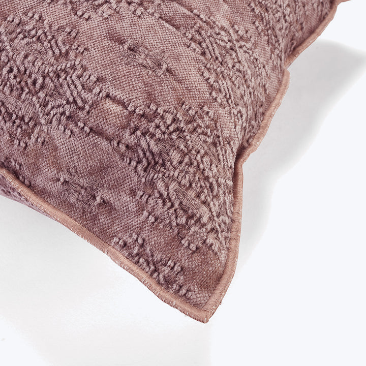 Kilim Jacquard Pillow Blush / 16" x 24"