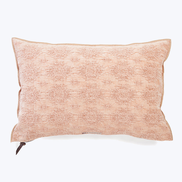 Kilim Jacquard Pillow Doe / 16" x 24"
