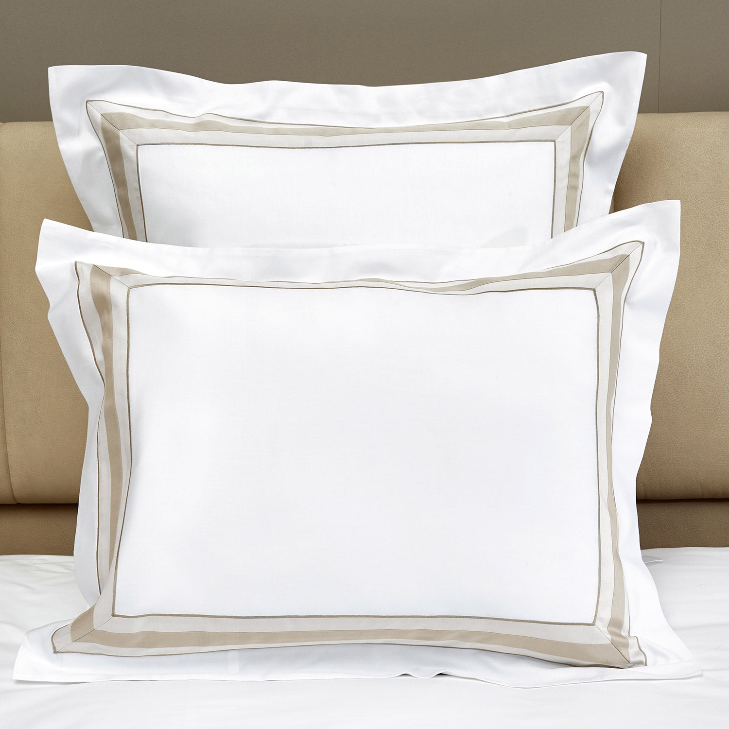 Dimora Duvet & Shams, White/Khaki Pillow Sham / Standard