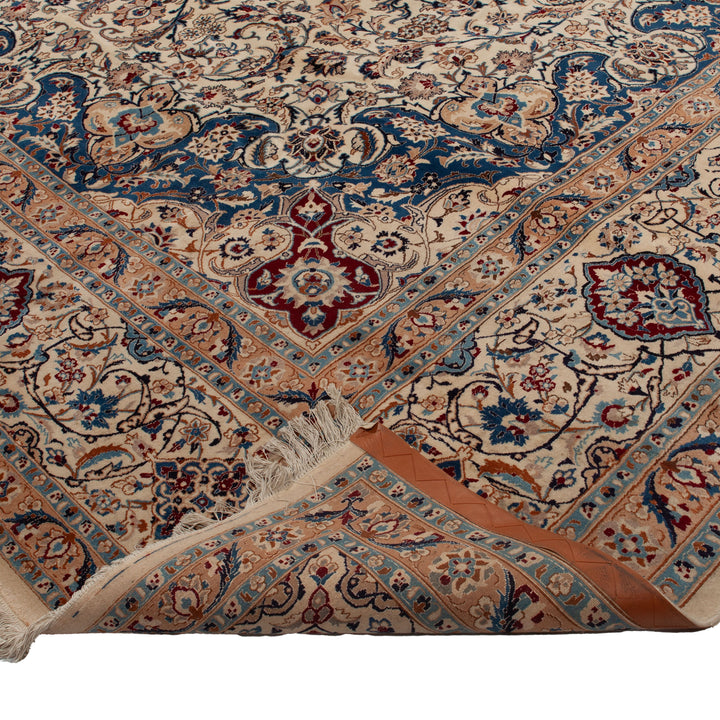 Traditional Wool Rug - 13'02" x 19'05"