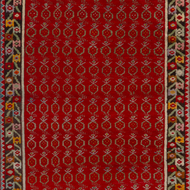 Red Vintage Traditional Wool Rug - 3'3" x 4'7"