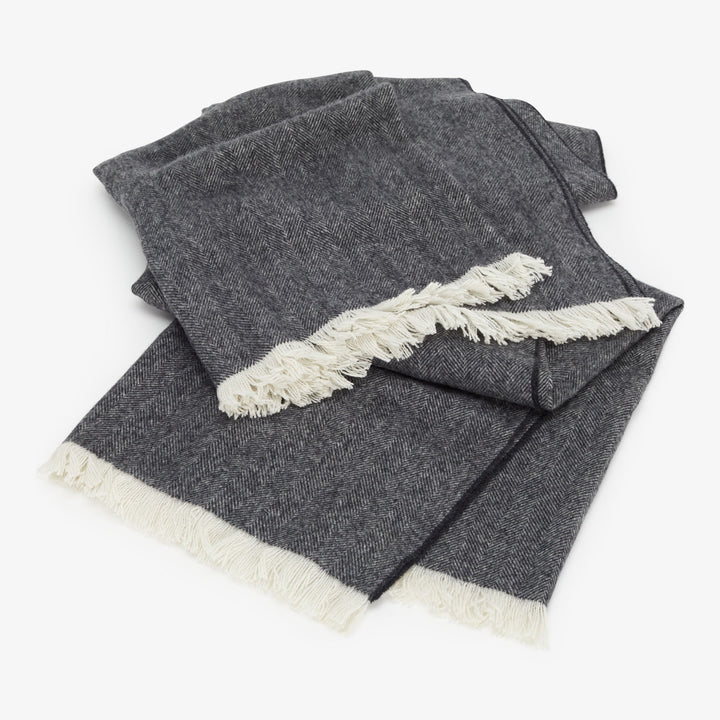 Alpi Throw - Lead Grey