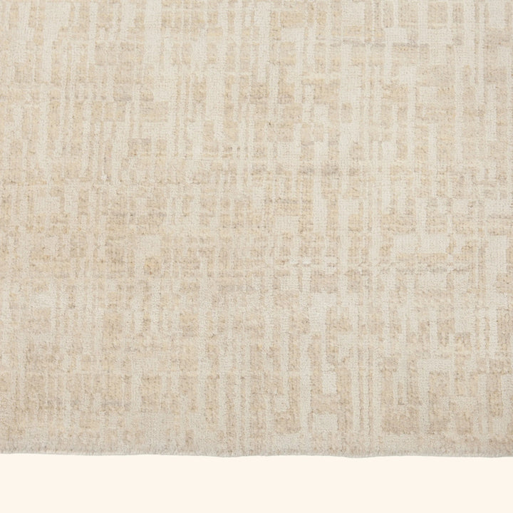 Transitional Wool/Silk Rug - 5'1" x 14'11"