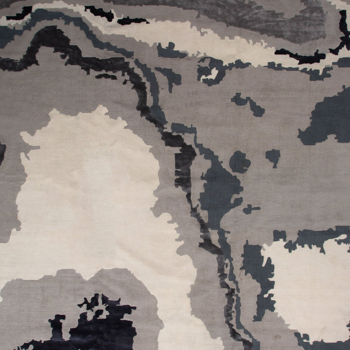 Modern Wool/Silk Rug - 15'06" x 18'00"