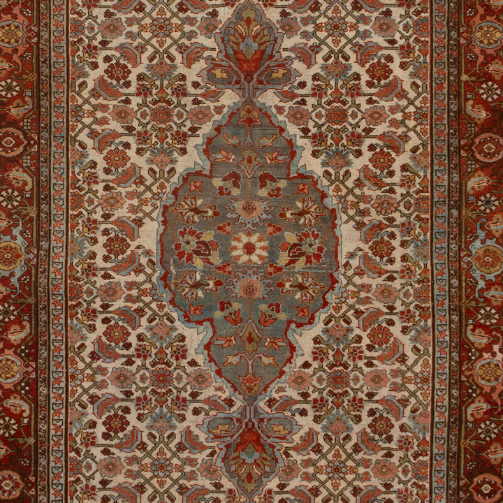 Vintage Traditional Wool Rug - 5'5" x 12'