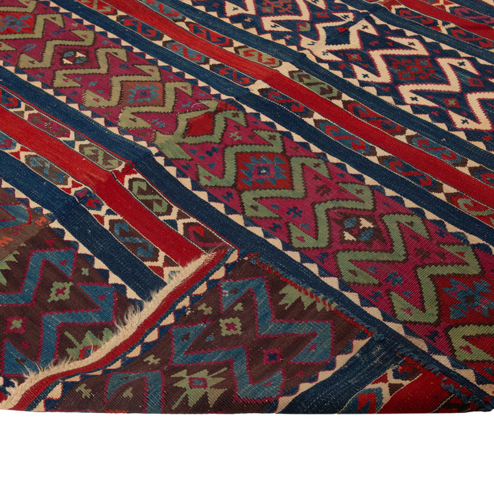 Vintage Flatweave Turkish Kilim - 4'9" x 10'10"