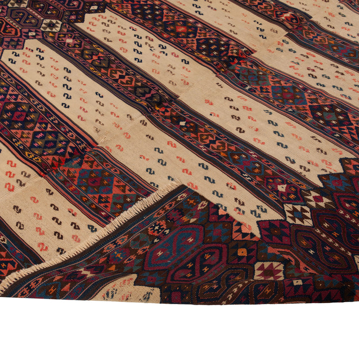 Vintage Flatweave Turkish Kilim - 5' x 7'4"