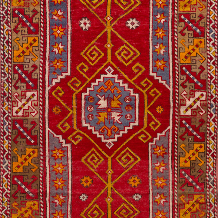 Red Vintage Traditional Wool Rug - 3'11" x 5'6"