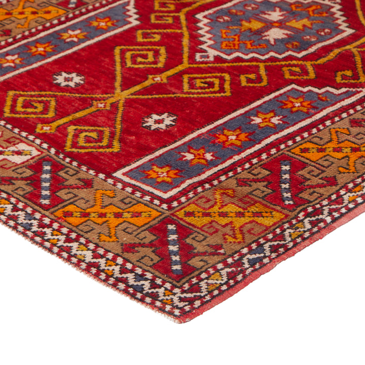 Red Vintage Traditional Wool Rug - 3'11" x 5'6"