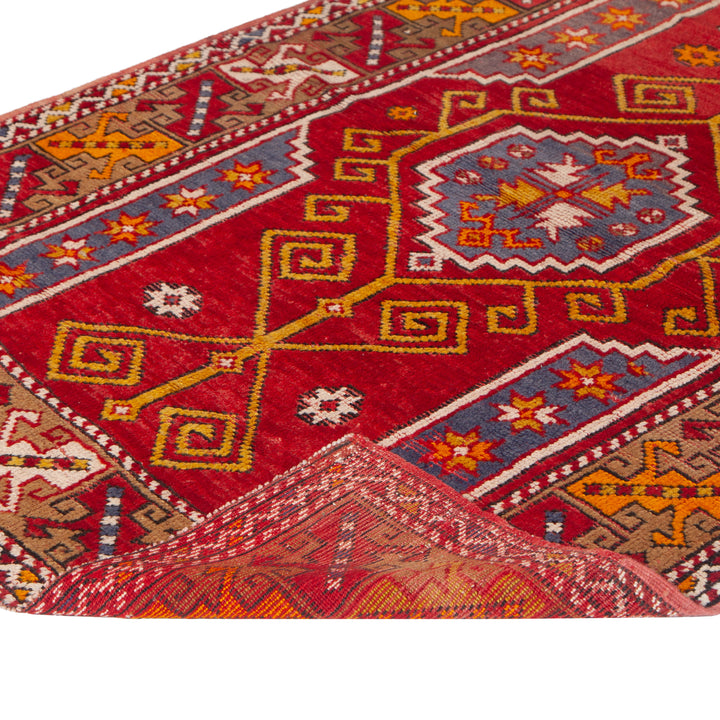 Red Vintage Traditional Wool Rug - 3'11" x 5'6"