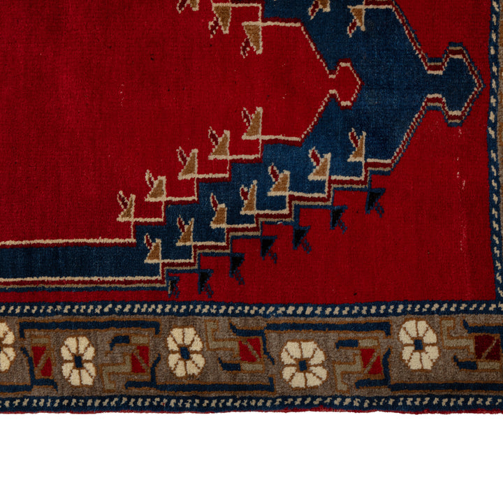Traditional Wool Rug - 2'08" x 4'02" Default Title