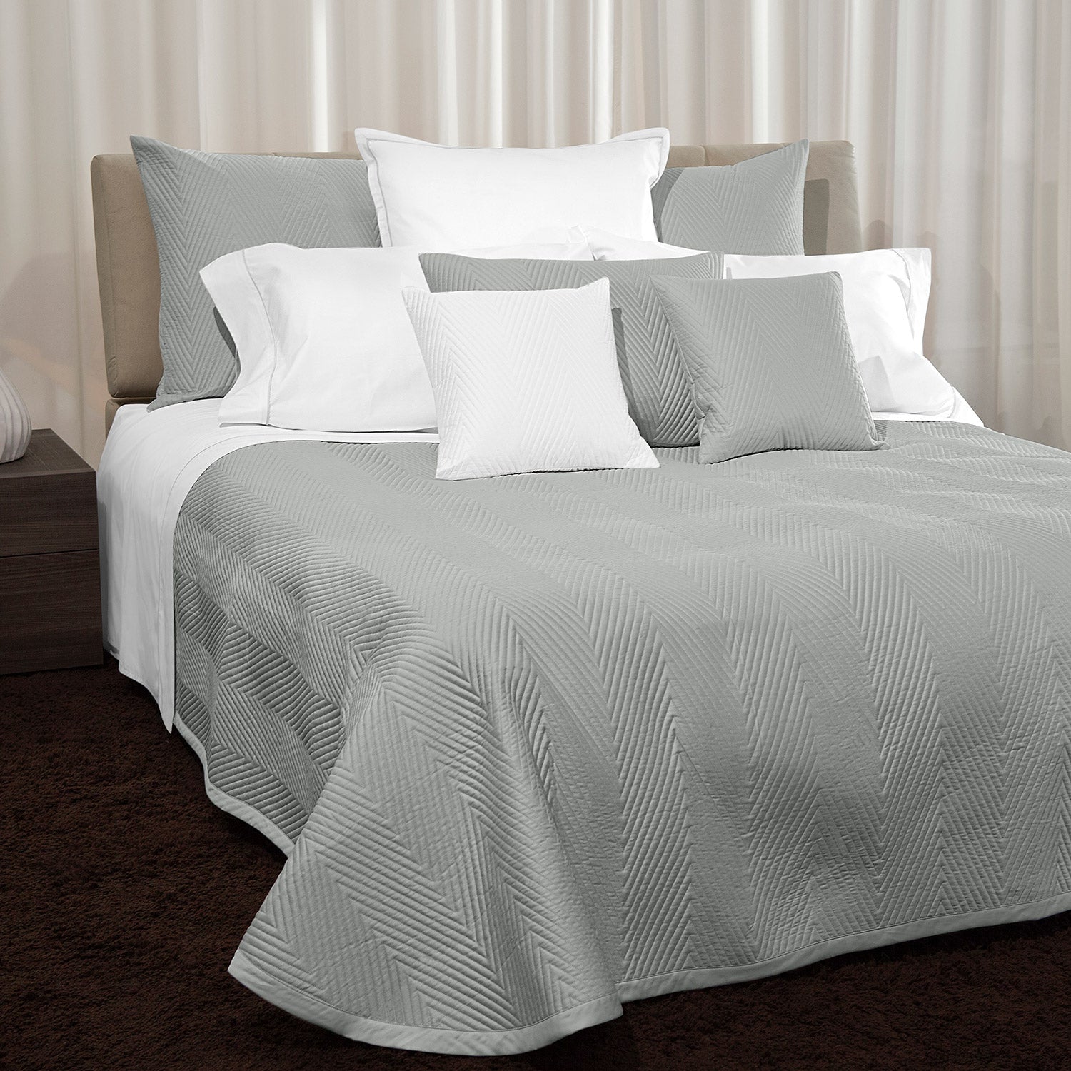 Letizia Quilted Coverlet & Shams Coverlet / King / Silver Moon