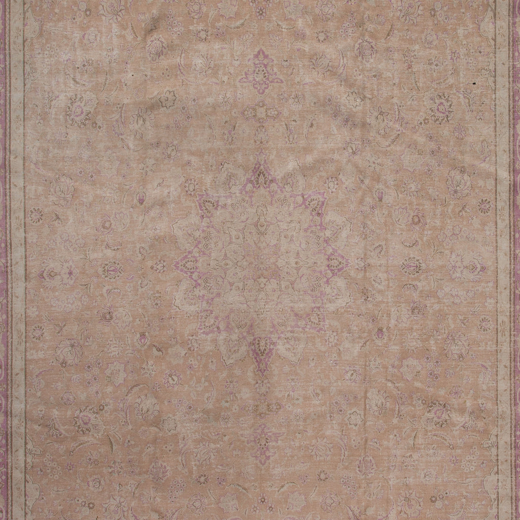 Beige Traditional Wool Rug - 10'11" x 17'