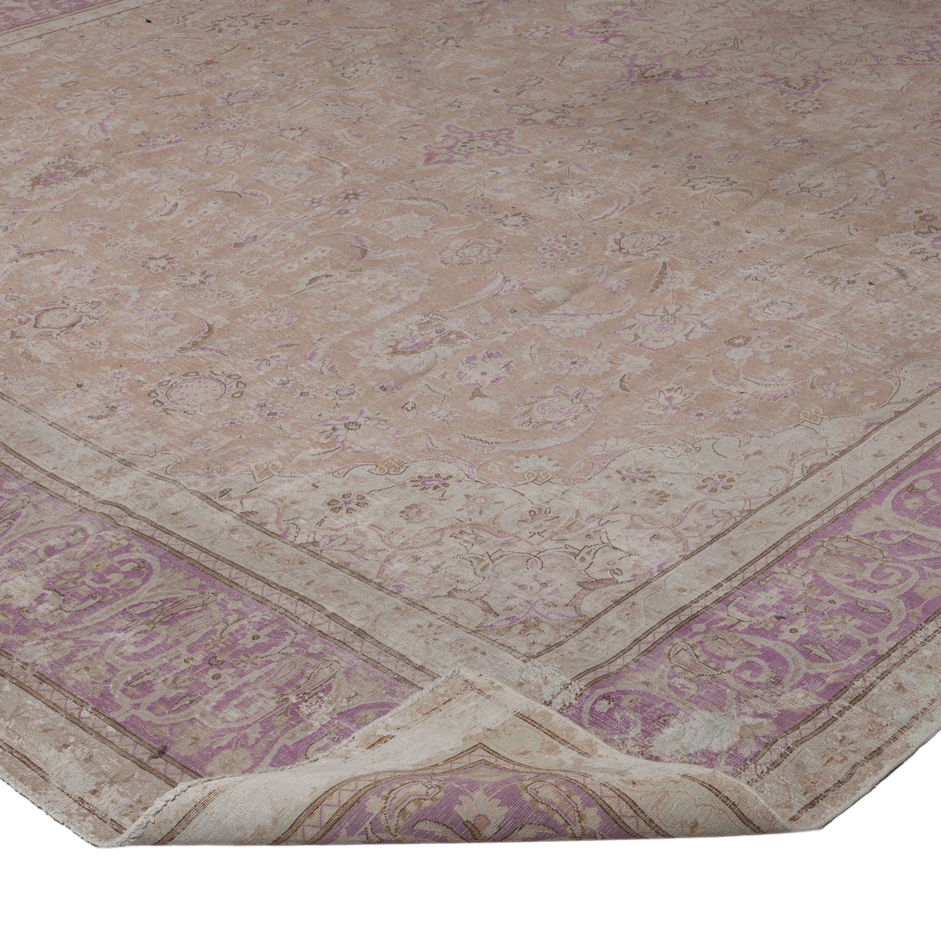 Beige Traditional Wool Rug - 10'11" x 17'