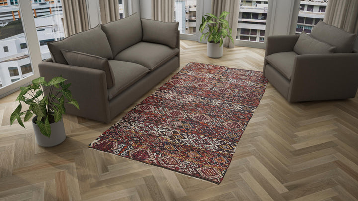 Red Vintage Wool Kilim Rug - 5'4"x 10'9"