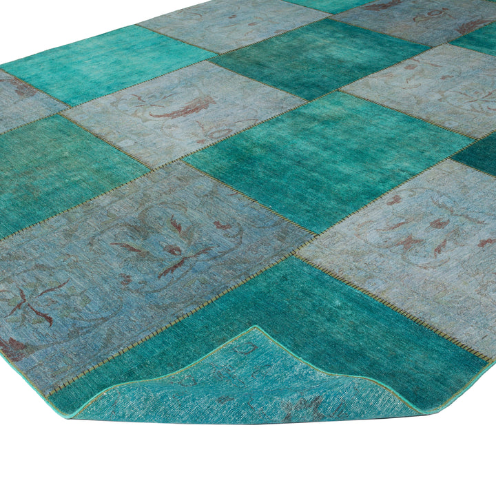 Green Samsara Wool Rug - 9'11" x 14'4"