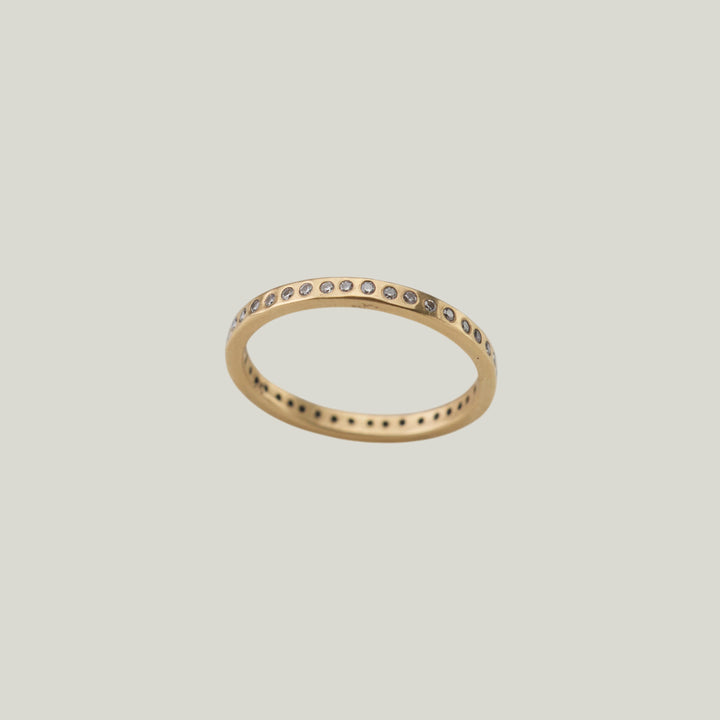 18K Yellow Gold Narrow Diamond Line Band