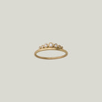 18K Yellow Gold White Diamonds Side Swell Band